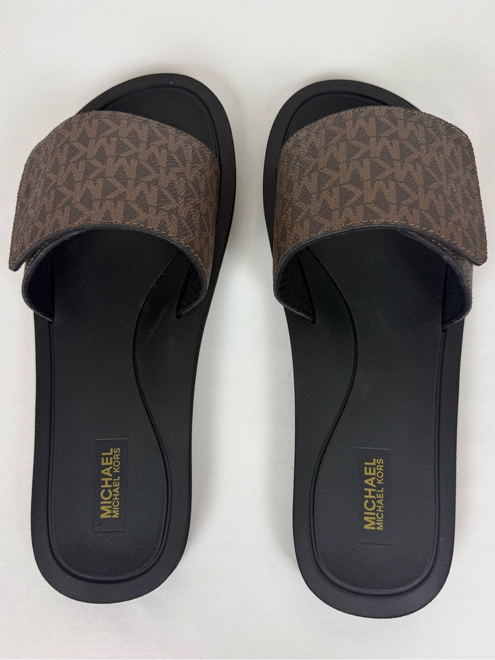 Michael Kors Wade Slide Sandals – Brown MK Monogram – Various Sizes 👡✨ - Picture 4 of 11
